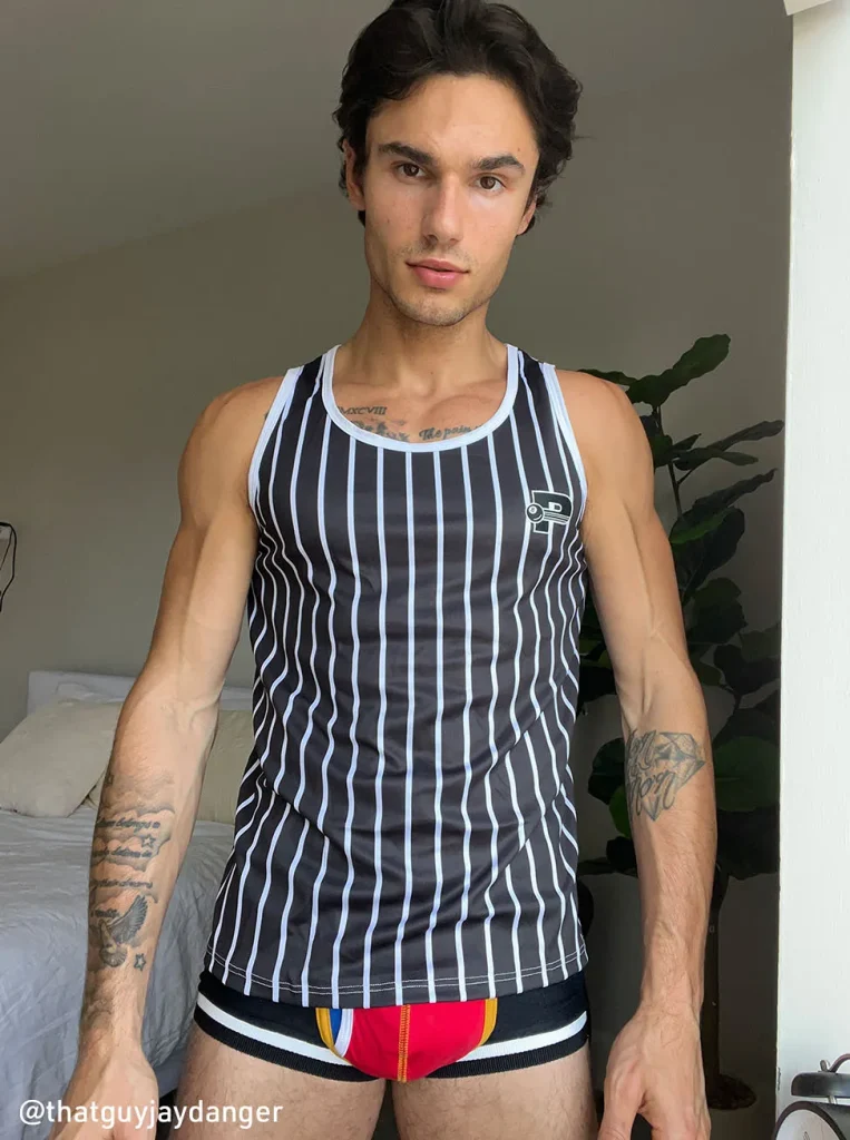 Black-stripped-tank