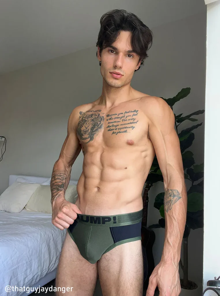 Brief-military